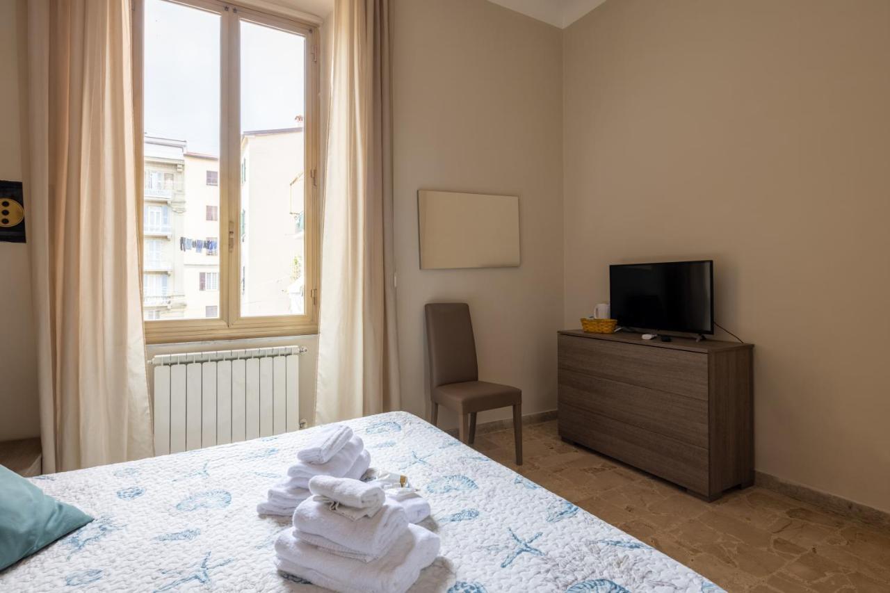 Blu Sea Rooms La Spezia Dış mekan fotoğraf